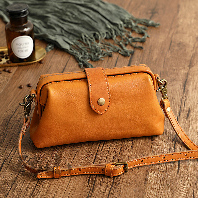Clementine Leather Purse