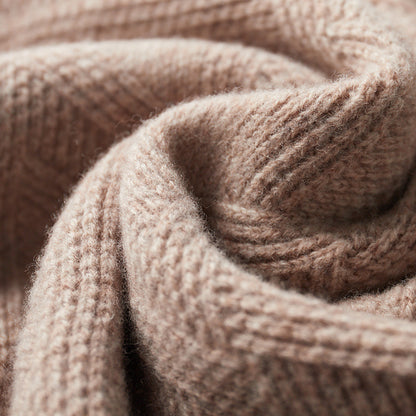 Wełniany sweter z półgolfem