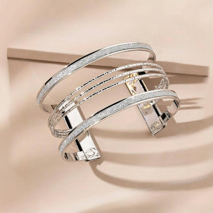 Hollow Geometric Frosted Cuff