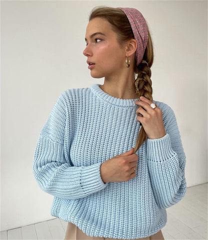 Minimalist Ribbed Knit Round Neck Sweater