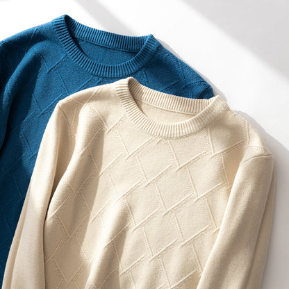 Klasyczny gruby sweter z kaszmiru