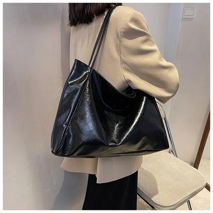 Vintage Large Capacity Leather Tote Bag