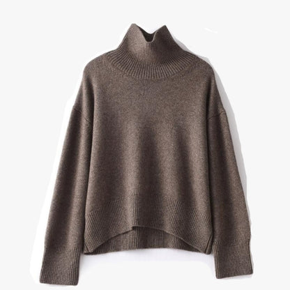Minimalist Thick Wool Turtleneck Sweater
