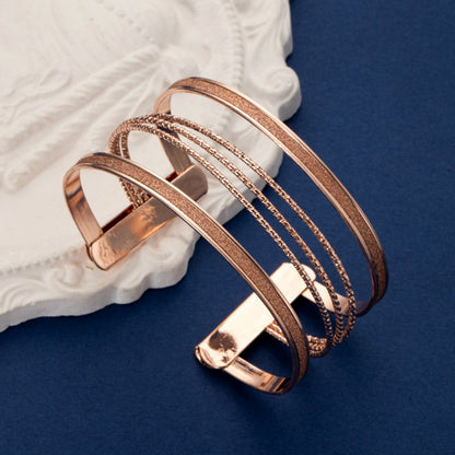Hollow Geometric Frosted Cuff