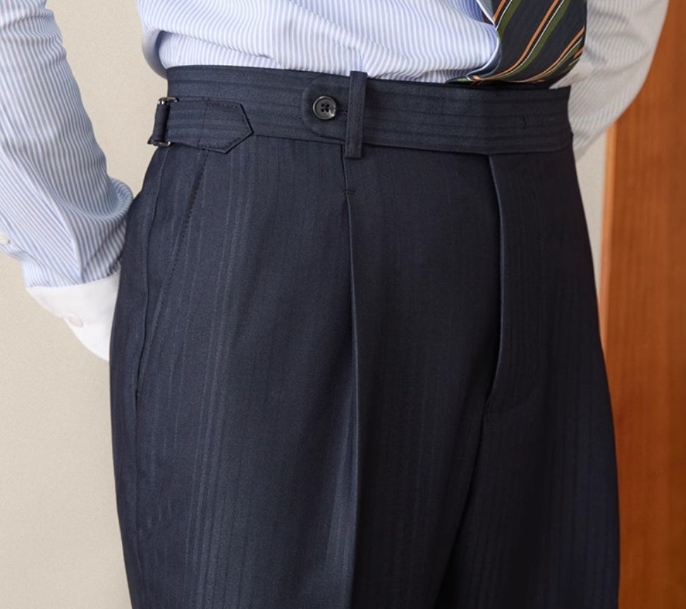 Spodnie garniturowe w paski z wysokim stanem