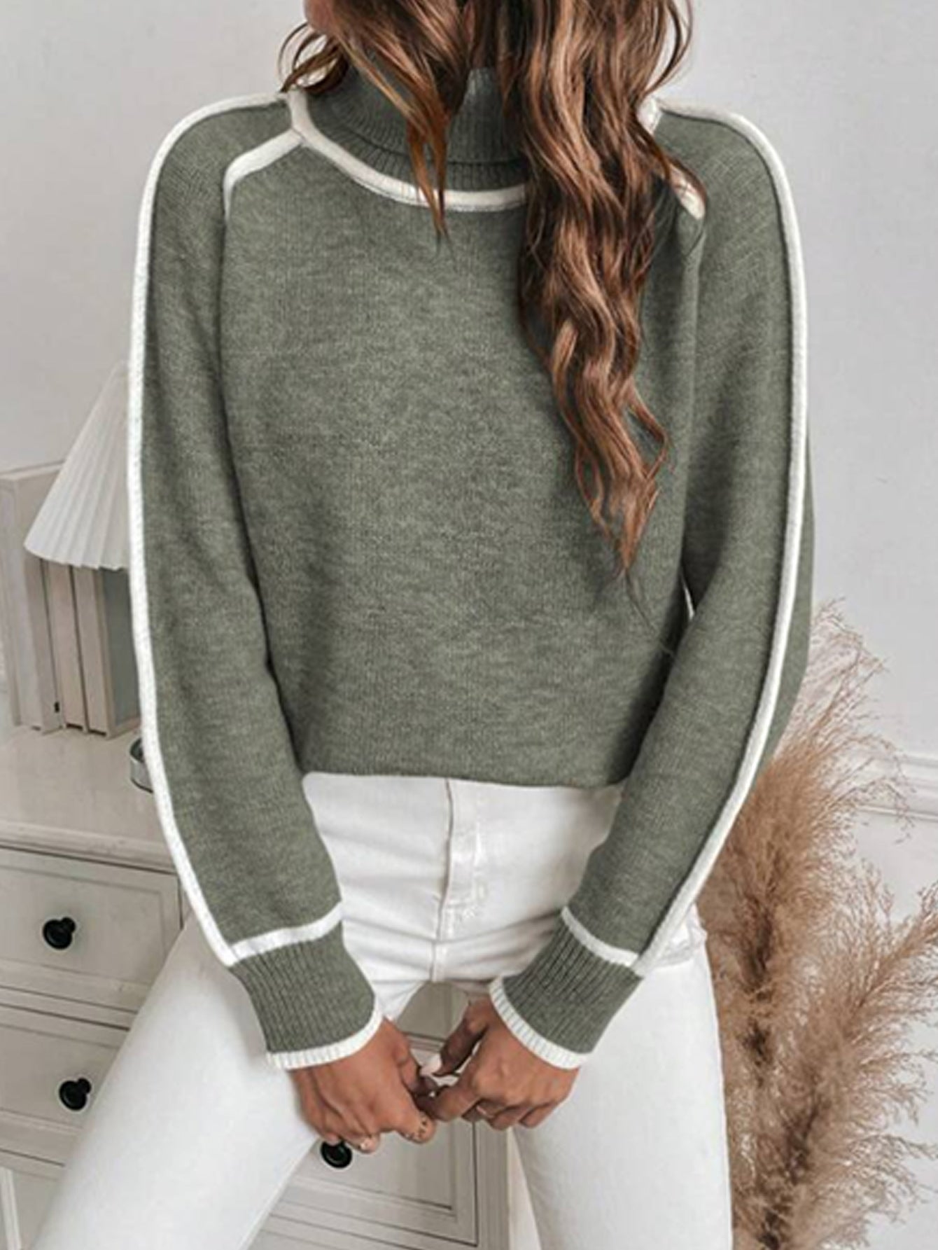 Elegant Turtleneck Knit Pullover