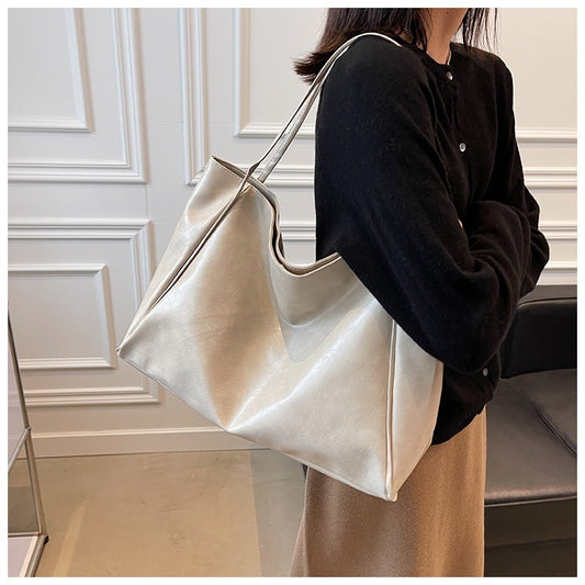 Vintage Large Capacity Leather Tote Bag