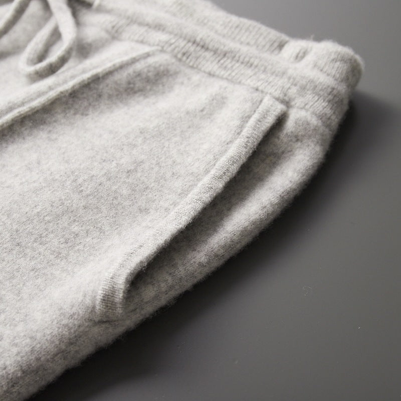 Męskie spodnie wełniane z prostymi nogawkami