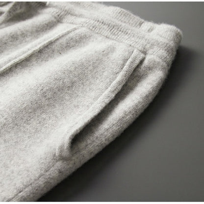 Męskie spodnie wełniane z prostymi nogawkami