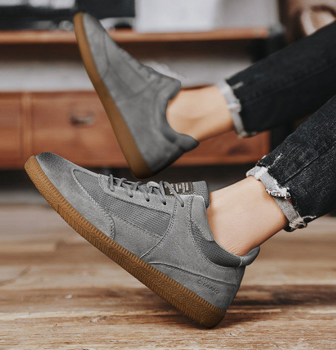 Klasyczne buty treningowe retro