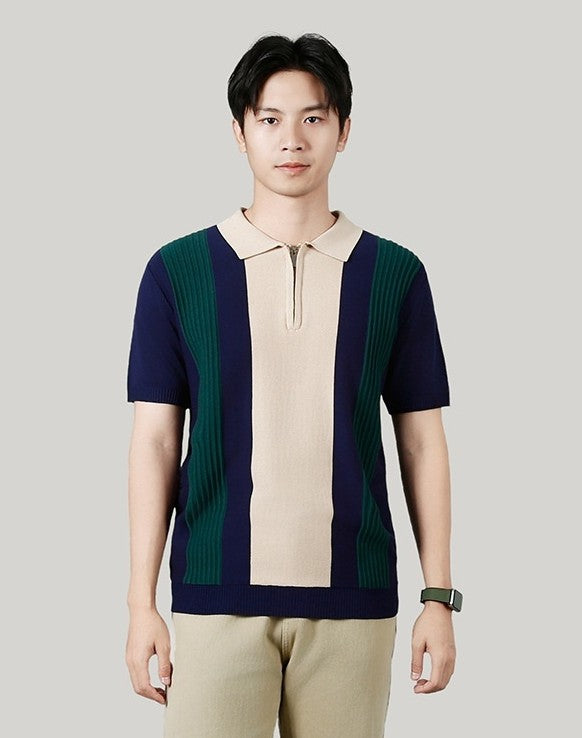 Dzianinowa koszulka z kontrastowymi paskami