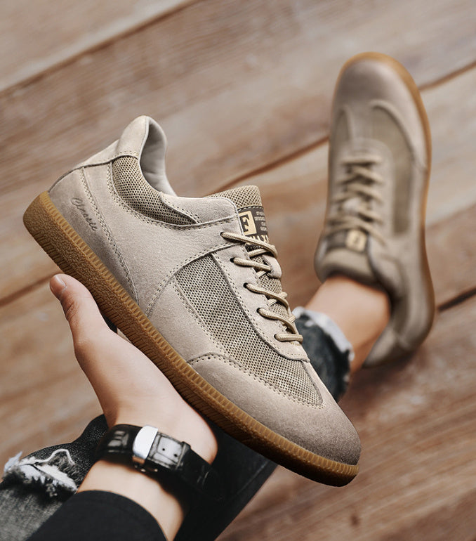 Klasyczne buty treningowe retro