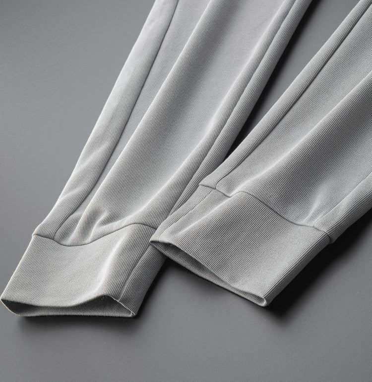 Moda Elite | Sportowe spodnie dresowe z haftem