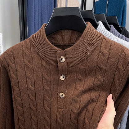 sweter z warkoczowym splotem i stójką